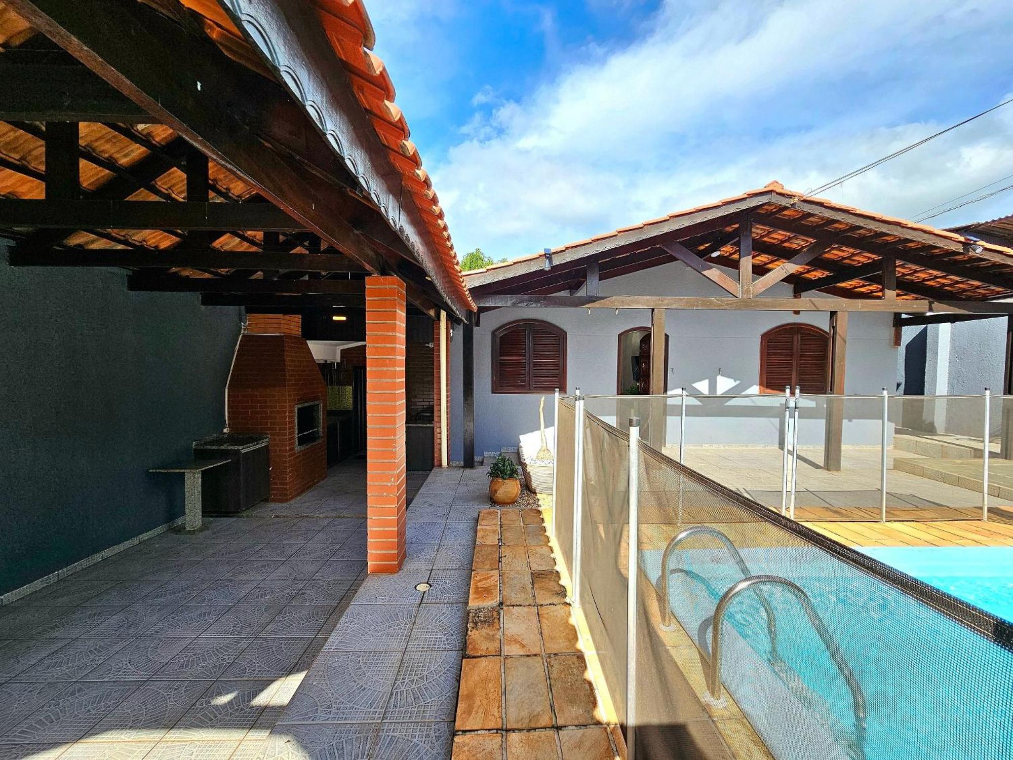 Casa Familiar 3 Quartos C Piscina Prox Centro Holiday home *
